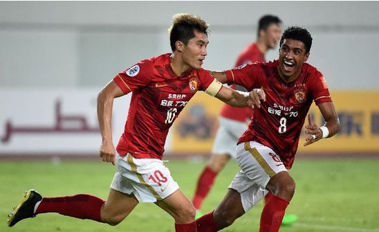 广东男篮在俱乐部杯赛中以90-70战胜广州男篮，小将王洪泽表现突出，阵容实力强劲。