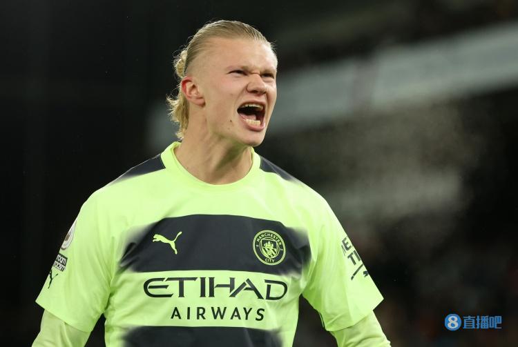 老将关键铲断救险，成全场转折点