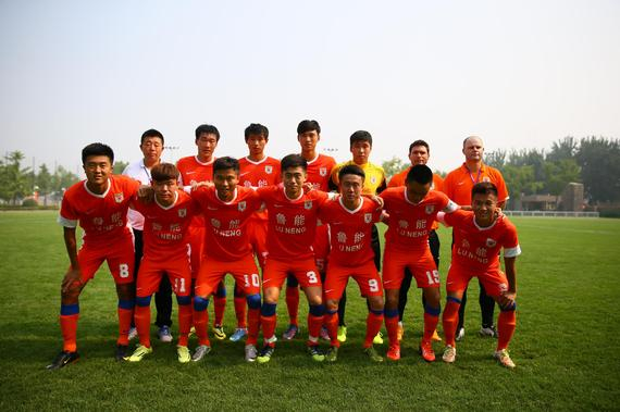 范晓冬：我知道的圈内料比球迷多多了，但我不会诋毁中国足球